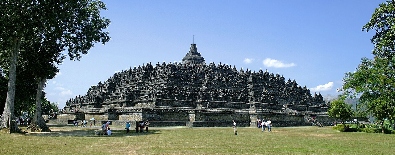 Borobudur, le plus grand temple bouddhique du monde