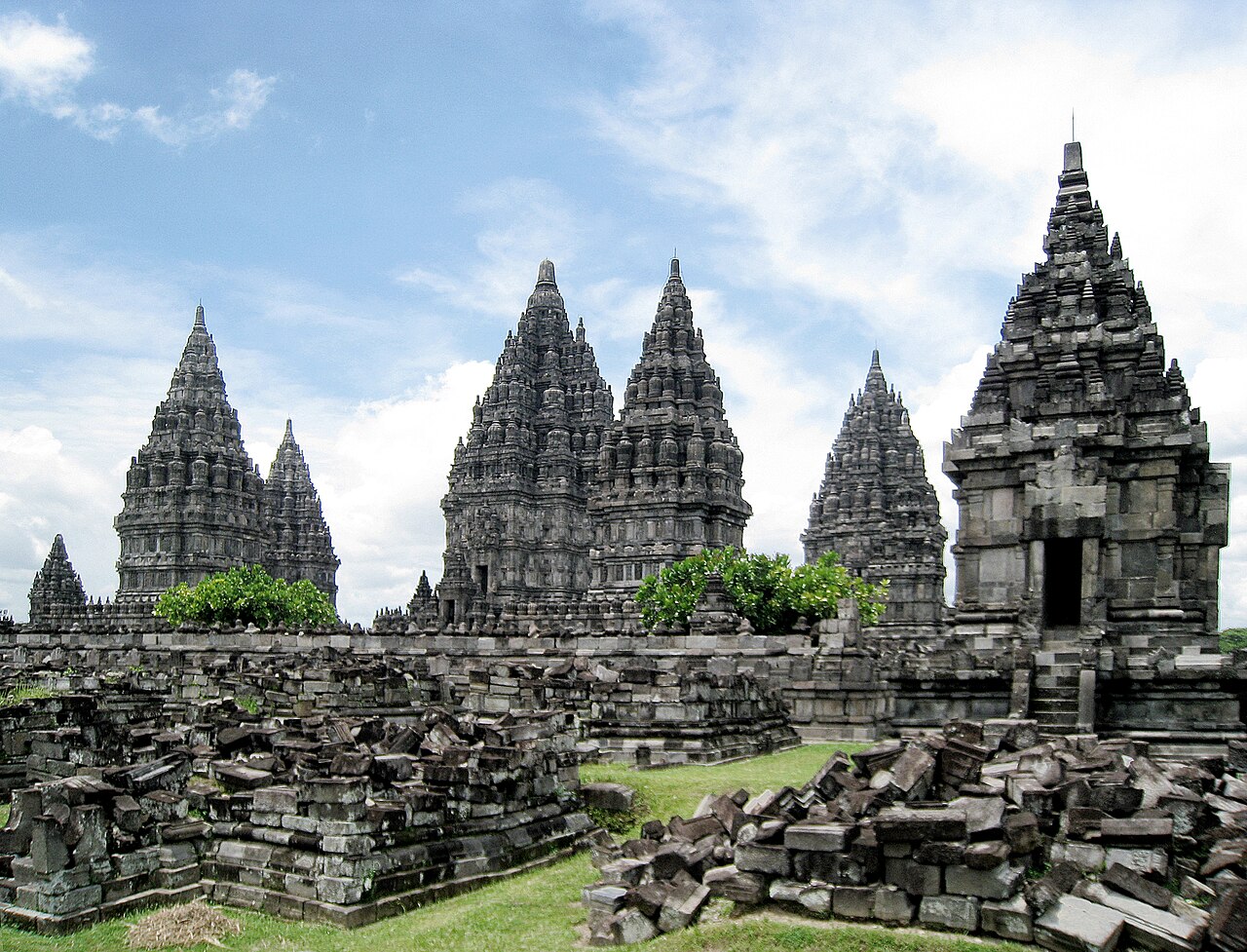 Prambanan, complexe de temples hindous du IXe siècle